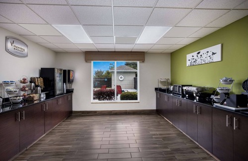 Valdosta Hotel | Sleep Inn & Suites Valdosta Mall Area