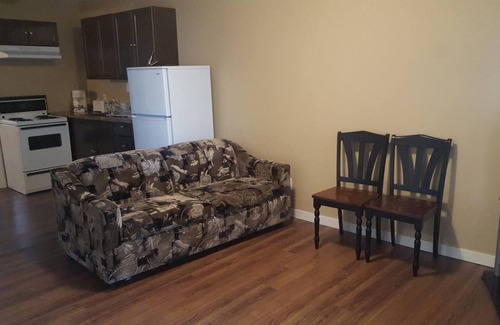 Enderby Hotel | Sleep Right Inn