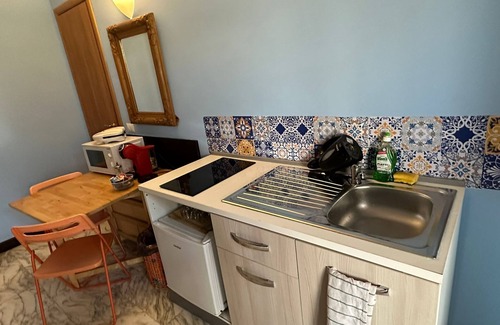 Pigneto Apartment | Sleep with the angels in the eternal city