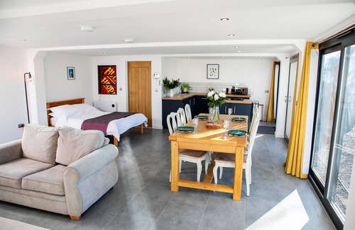 Thurstonfield Apartment | Sleep with the birds in North Lake District
