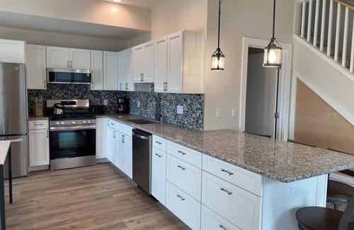 Maple City Cottage | Sleeping Bear Cub Cottages - Two houses directly on Little Traverse Lake!