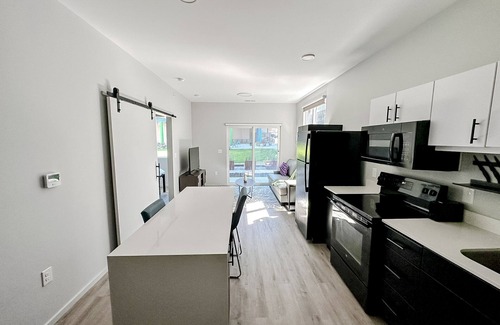 Downtown Omaha Apartment | Sleepover: Bright 1BD/1BA + Gym - Downtown Omahan