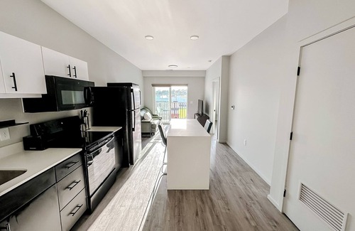 Downtown Omaha Apartment | Sleepover: Hip 1BD/1BA + Gym - Downtown Omahan