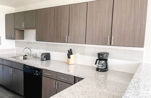 Avondale Apartment | Sleepover: Pristine 1BD/1BA + Gym - Cincinnati