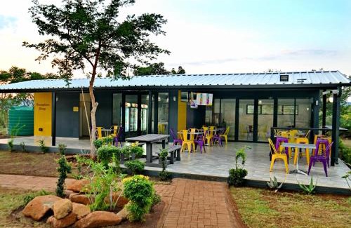 Thohoyandou Hotel | SleepOver Punda Maria Gate