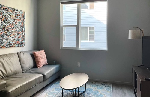NoDo District Apartment | Sleepover: Superior 1BD/1BA + Balcony- Downtown Omaha