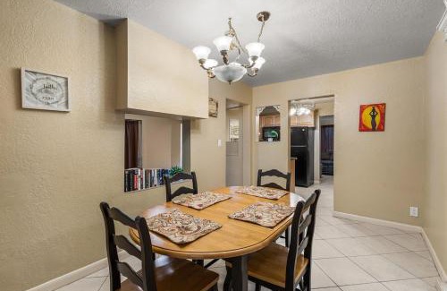 Southwest House | Sleeps 12 - House Guest Apt - Plenty of parking