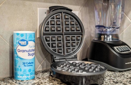 Fort Worth House | Sleeps 12 |Private BRs, WiFi, Kitchen