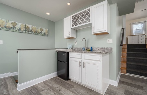 Rehoboth by the Sea House | Sleeps 8 in the heart of DEWEY with a short 1.5 block walk to the beach