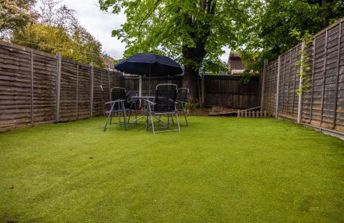 Peckham House | Sleeps8-KingBeds-SofaBed-Garden-AirCon-FreeParking