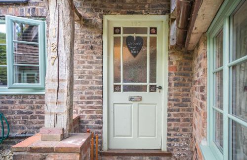 Jackfield House | Sleepy Hollow