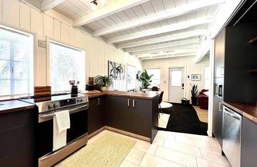 Homestead House | Slice of Paradise near Everglades, Keys, & Biscayne National Park