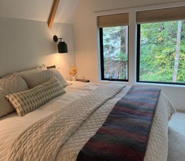 Rhododendron Ski Chalet | Slopehaus