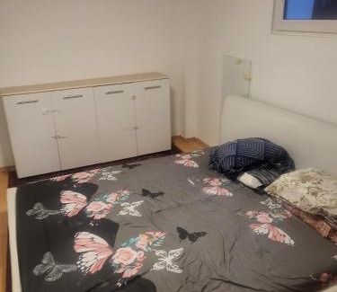 Westerburg Apartment | Small apartment suitable for craftsmen