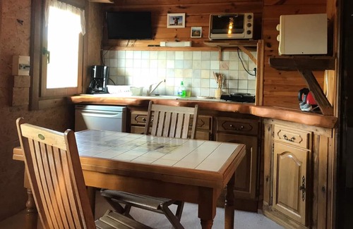 Saint-Nectaire Ski Chalet | Small chalet hut with balcony, exceptional view of the Sancy massif