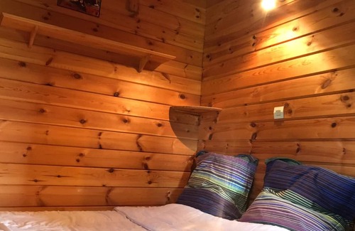 Saint-Nectaire Ski Chalet | Small chalet hut with balcony, exceptional view of the Sancy massif