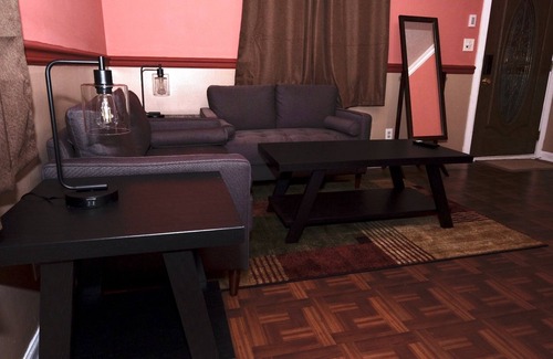 Chillum House | Small cozy home, located near DC and Maryland University.
