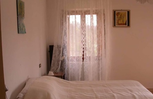 Monterchi House | Small Family villa with vineyard. La Stazione
