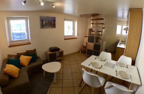 Duingt House | Small house and its garden in the center of the village of Duingt 200 meters from the lake