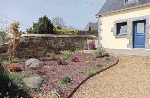 Lezardrieux House | Small renovated house close to the sea. Ideal for family vacations