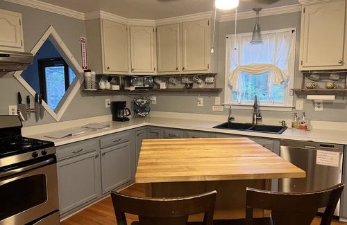 Marbury House | Smallwood St Park, Groups, Fire Pit, Blackstone, large parking area