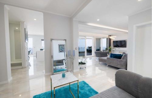 Moca Apartment | SMARAGD - New Penthouse with fantastic sea view and outdoor pool