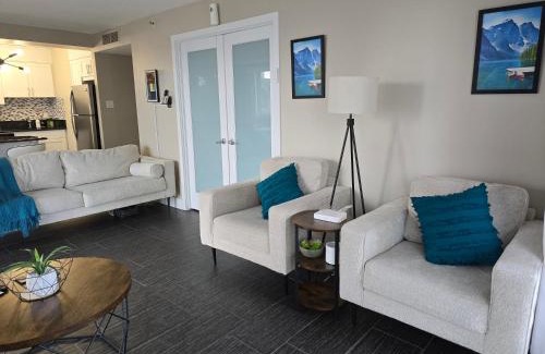 Saskatoon Downtown Apartment | Smart Stylish Downtown Condo- 2 bedrooms