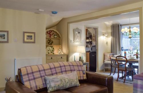 Aberfeldy House | Smiddy Cottage