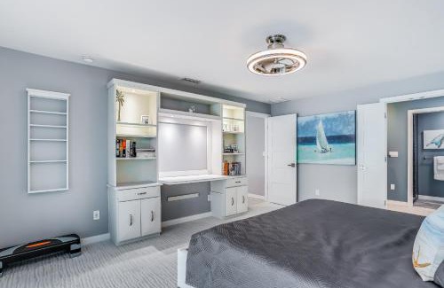 Yacht Club House | Smiles and Sunshine