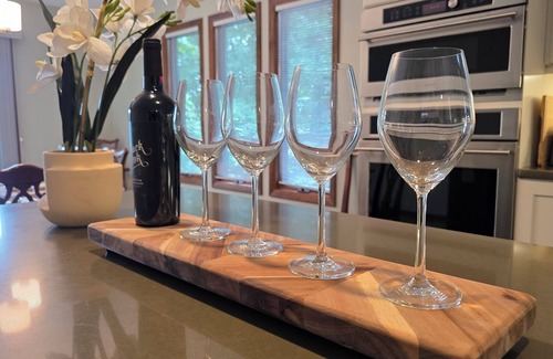 Huddleston House | Smith Mountain Sunrise: Waterfront Party Deck, Great Water Views, Pet Friendly