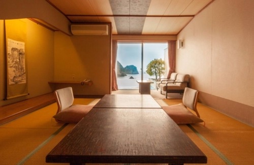 Nishina Hotel | Smoking Ocean Sanshiro Island View 10 tatami mats Two meals included/Kamo-gun Shizuoka
