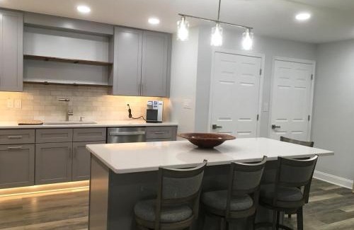 Seymour Apartment | Smoky Haven Seymour