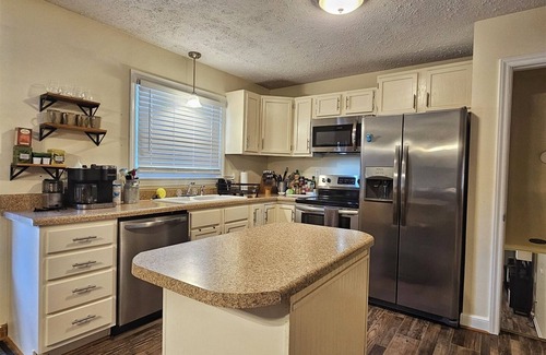 Canton House | Smoky Mountain Panacea- Hot tub