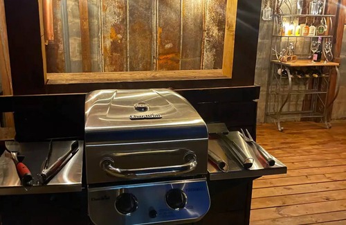 Franklin Cabin | Smoky mountains secluded cabin retreat in Franklin !