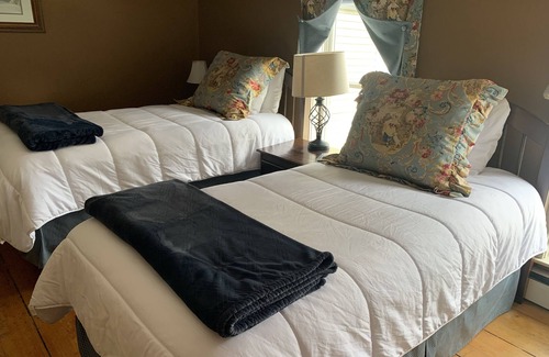Jeffersonville Hotel | Smugglers Notch Inn