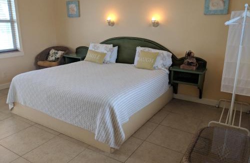 Key Largo Hotel | Snappers Key Largo