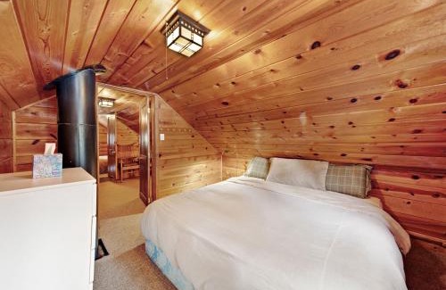 Government Camp House | Sno-Bird #11