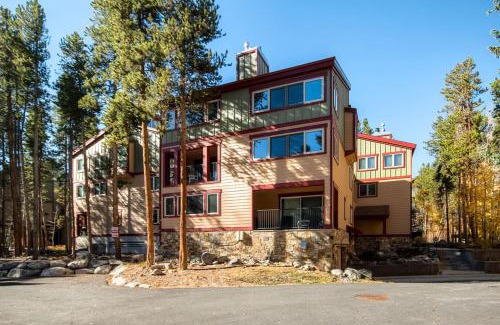 Peak 9 Apartment | Snodallion 25 Apartment