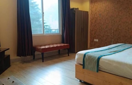 Kohistan Cabin | Snow Crest Lodges