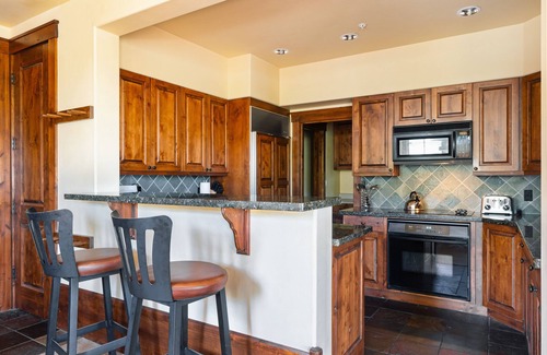 Jackson Resort | Snow King Resort Hotel & Luxury Residences