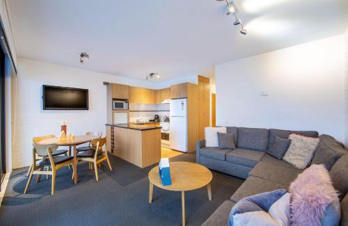 Falls Creek Apartment | Snow Ski Apartments 24