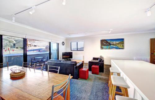 Falls Creek Apartment | Snow Ski Apartments 36