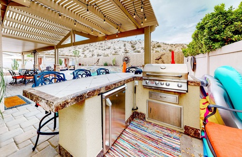 Desert Hot Springs House | Snowbird-friendly home with private heated pool, pool spa, grill, enclosed yard