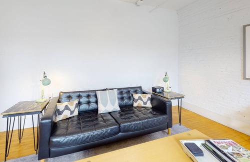 Rockland Apartment | Snowbird-friendly apartment with washer/dryer, full kitchen, and high-speed WiFi
