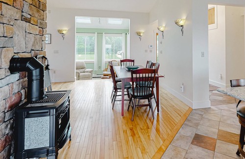 Owls Head House | Snowbird-friendly, waterfront house with amazing views, deck, & washer/dryer