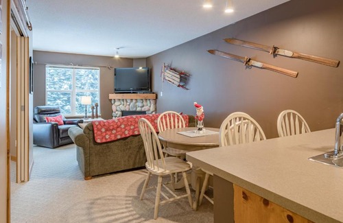 Silver Star Mountain Apartment | Snowdays