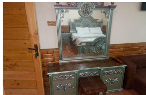 Dhirkot Hotel | Snowland Hotel