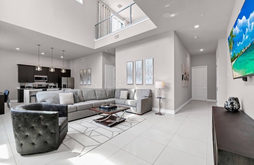 Reunion Condo | Snug condo near Disney with Resort & Waterpark Access - B49-217