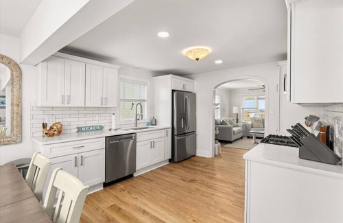 Berlin House | Snug Harbor Hideaway