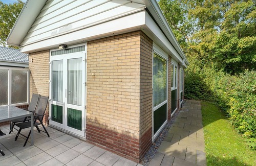 Baarland House | Snug holiday home in Baarland with terrace